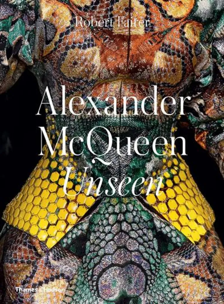 Alexander McQueen: Unseen - Livre Mode de Collection par Robert Fairer