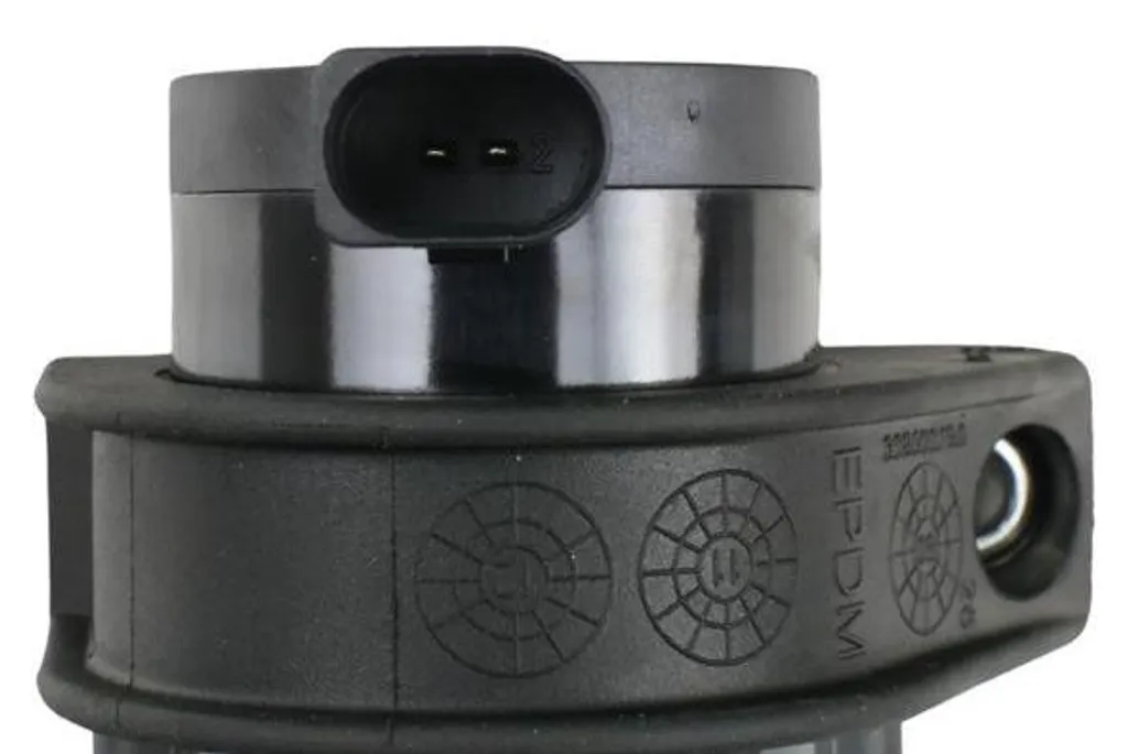 Pompe de circulation d'eau électrique FT57205 pour VW Transporter 5