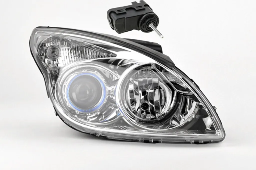 Rinfresca il Look della tua Hyundai i30 con il Faro Destro Johns