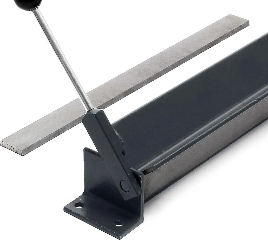 Piegatrice Manuale Da Banco SOGI PIEG-100 – Con Matrici, Per Piatto Fino A 100x5 Mm E Tondo 15 Mm, Peso 32 Kg