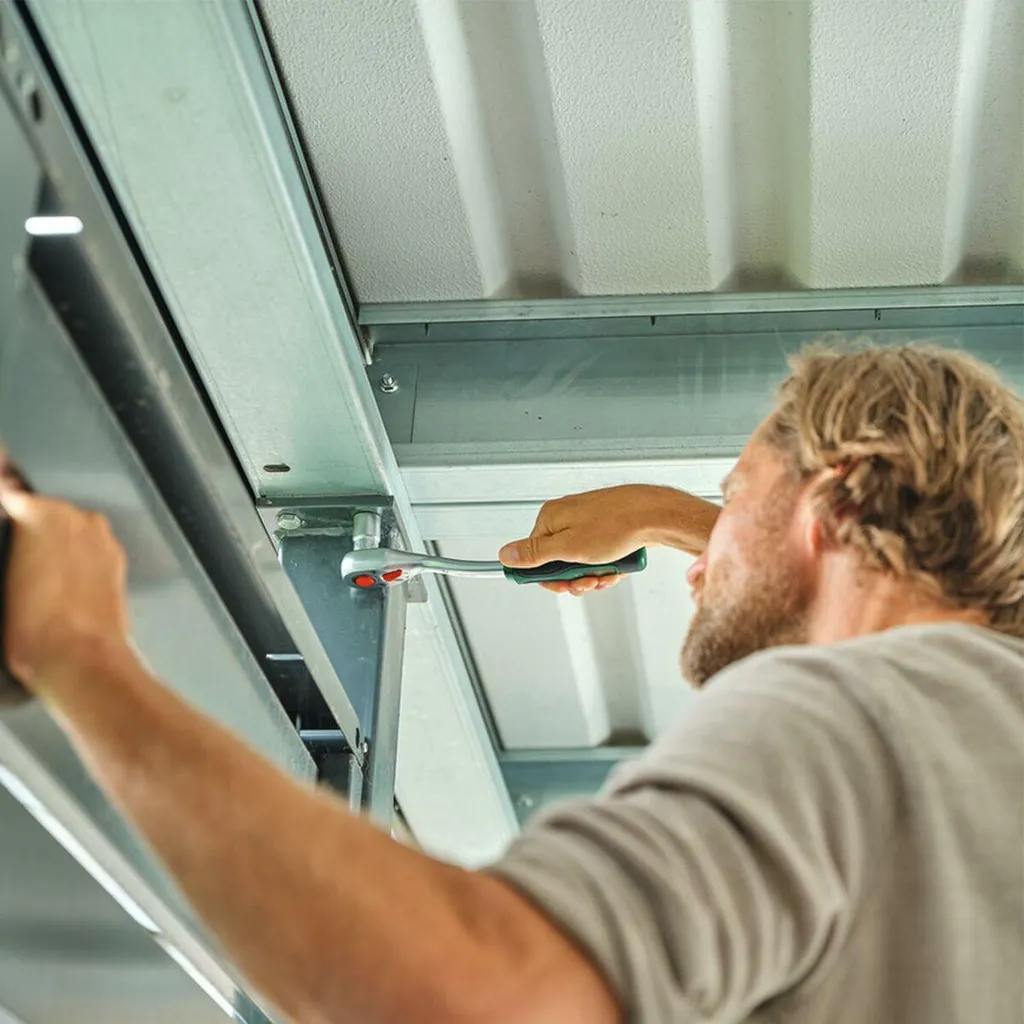 Adaptateur Bosch compact haute performance avec câble long renforcé 230V