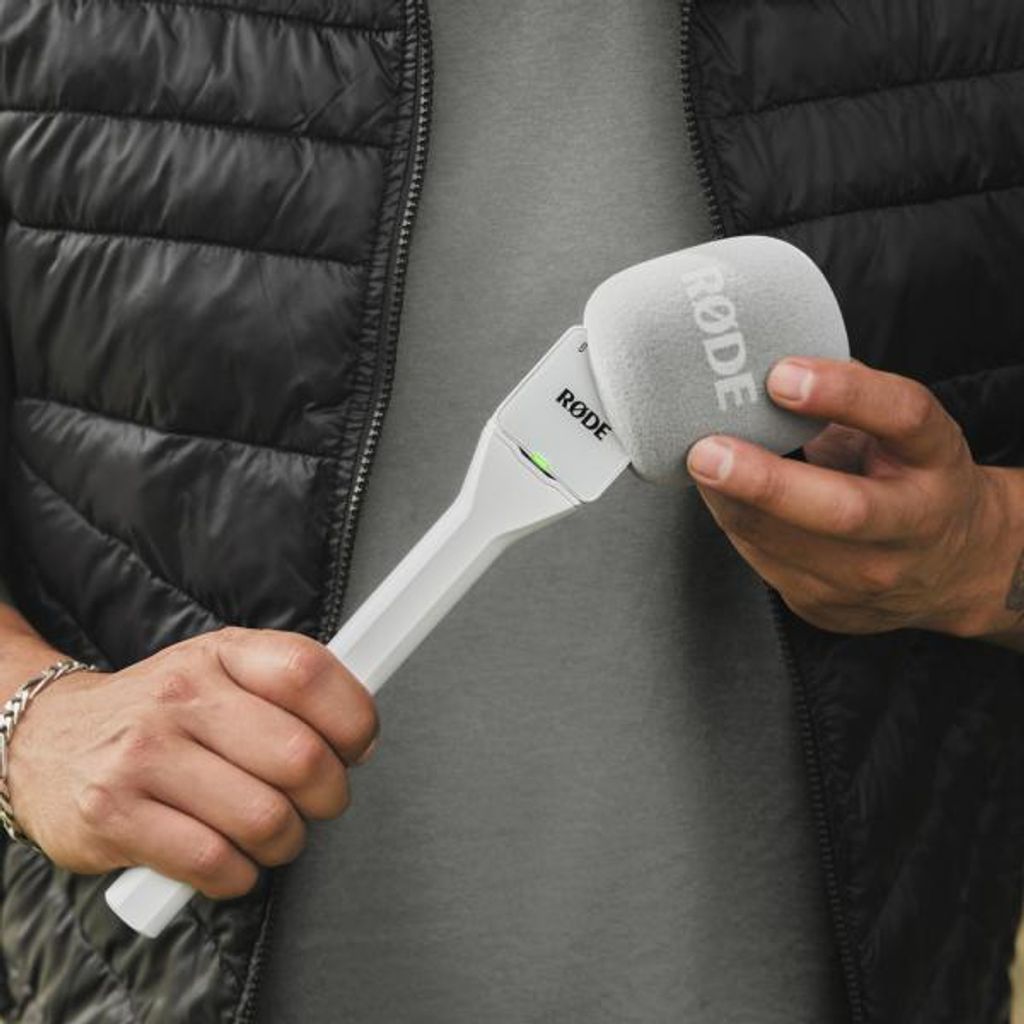 Rode Handadapter Interview GO Weiss