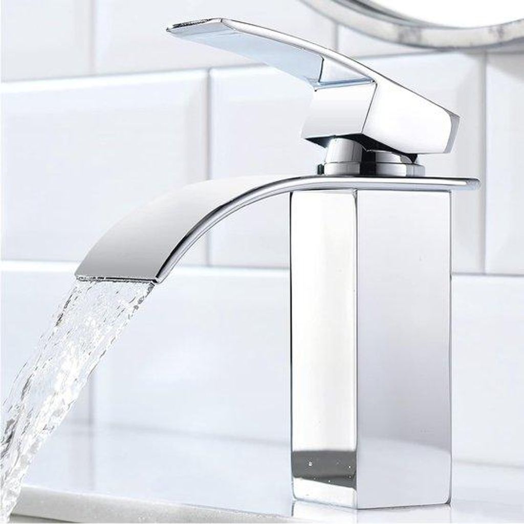 Badezimmer-Wasserschlaucharmatur mit Heizung und Kühlsystem