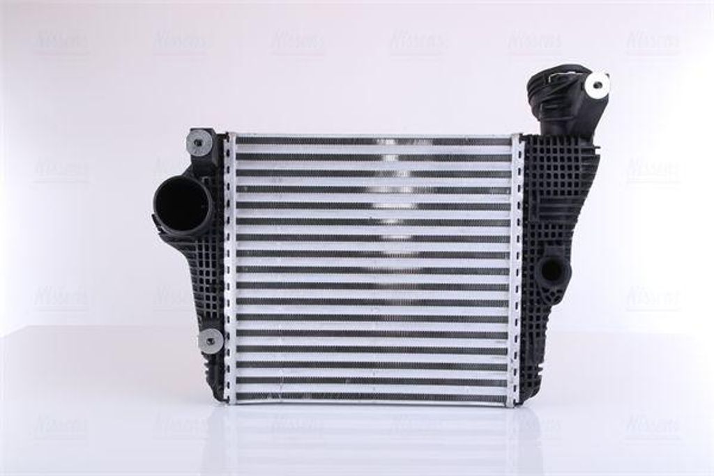 NISSENS 961426 Turboladerkühler OE 95B145804A kompatibel mit Macan