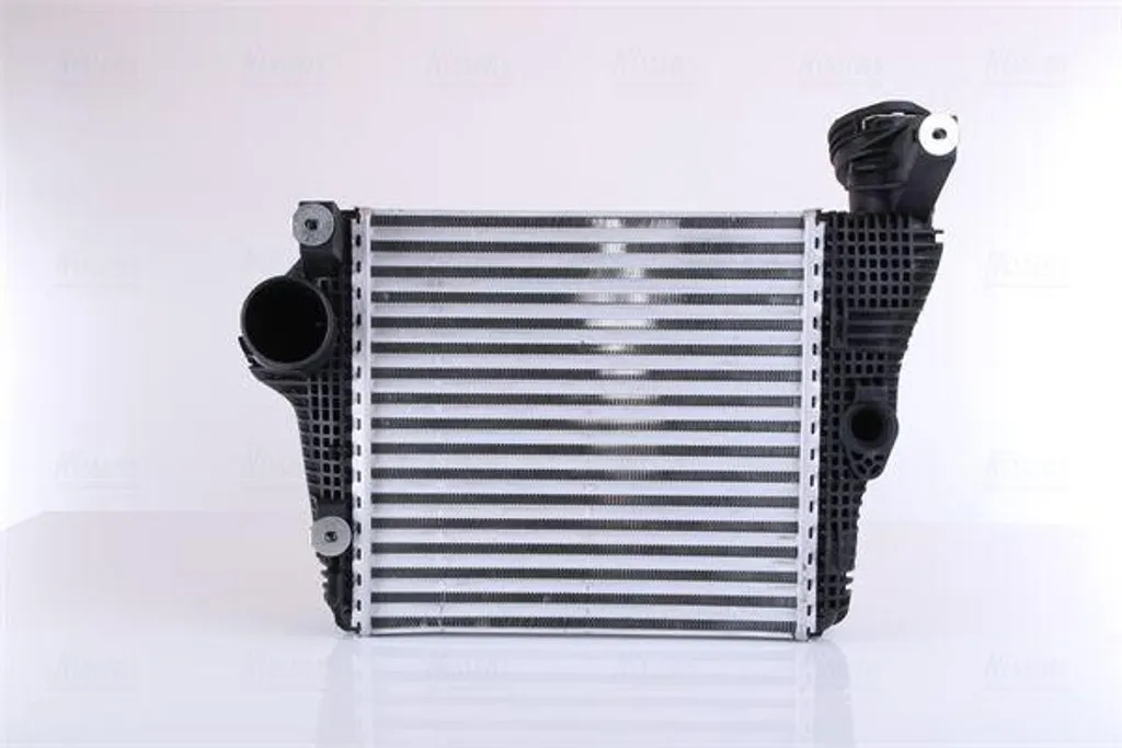 Refroidisseur Air Turbo 95B145804A Nissens 961426 Haute Performance