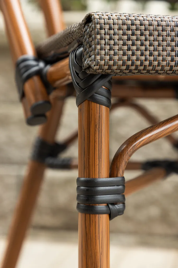 Chaise de café Guarda noire : la solution d'assise durable et facile - 10