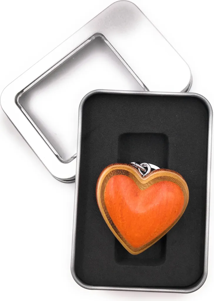 Portachiavi Cuore Legno Amore: Simbolo Regalo Alta Qualità