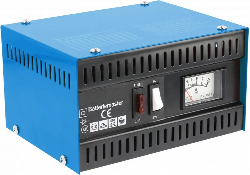 Chargeur pour batterie moto et voiture 6V-12V Högert idéal hivernage