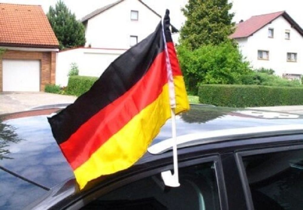 Michel Toys Autofahne Deutschland Fussball-Fanartikel schwarz-rot-gelb 45x28cm