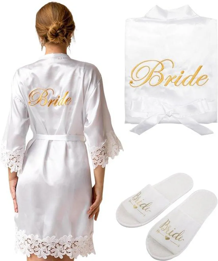 Peignoir de mariée satin blanc avec rubans et ses chaussons de noces