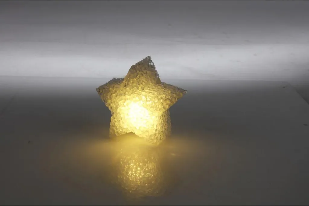 Décoration Table Noël : 24 Étoiles Lumineuses LED Prêtes à l'Emploi