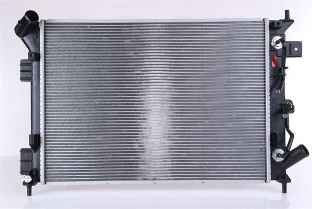 Stopper la surchauffe moteur Soul avec le radiateur NISSENS 666207