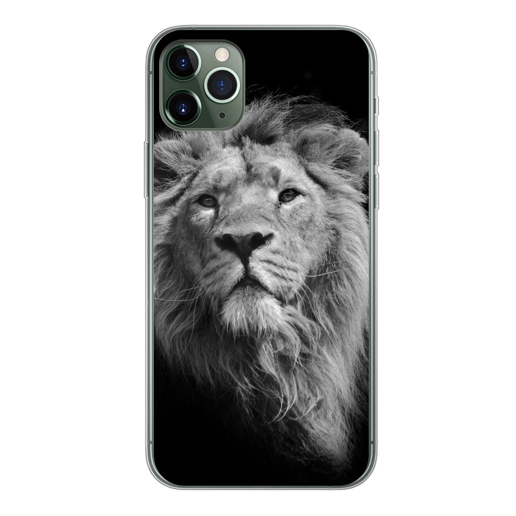 MuchoWow Handyhülle Schutzhülle Hülle für iPhone 11 Pro Max Asiatischer Löwe vor schwarzem Hintergrund in Schwarz und Weiß Silikon Softcase...
