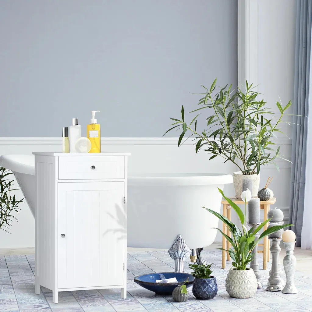 Commode de salle de bain compacte blanche pour optimiser l'espace