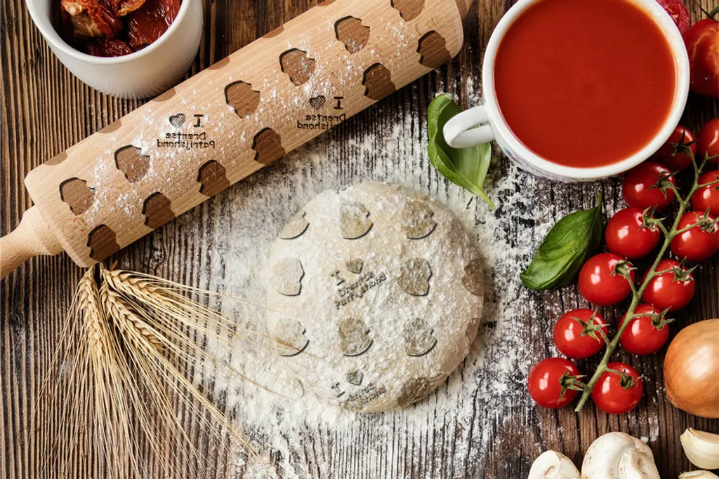Mattarello Drentse Patrijshond Art-Dog: Legno Inciso per Pasta e Ceramica
