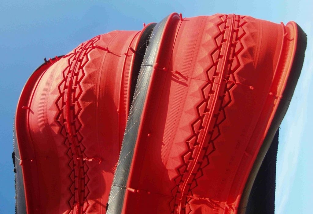 Strisce di perline 28 x 1 1/2 rosso mattone Immagine del prodotto 