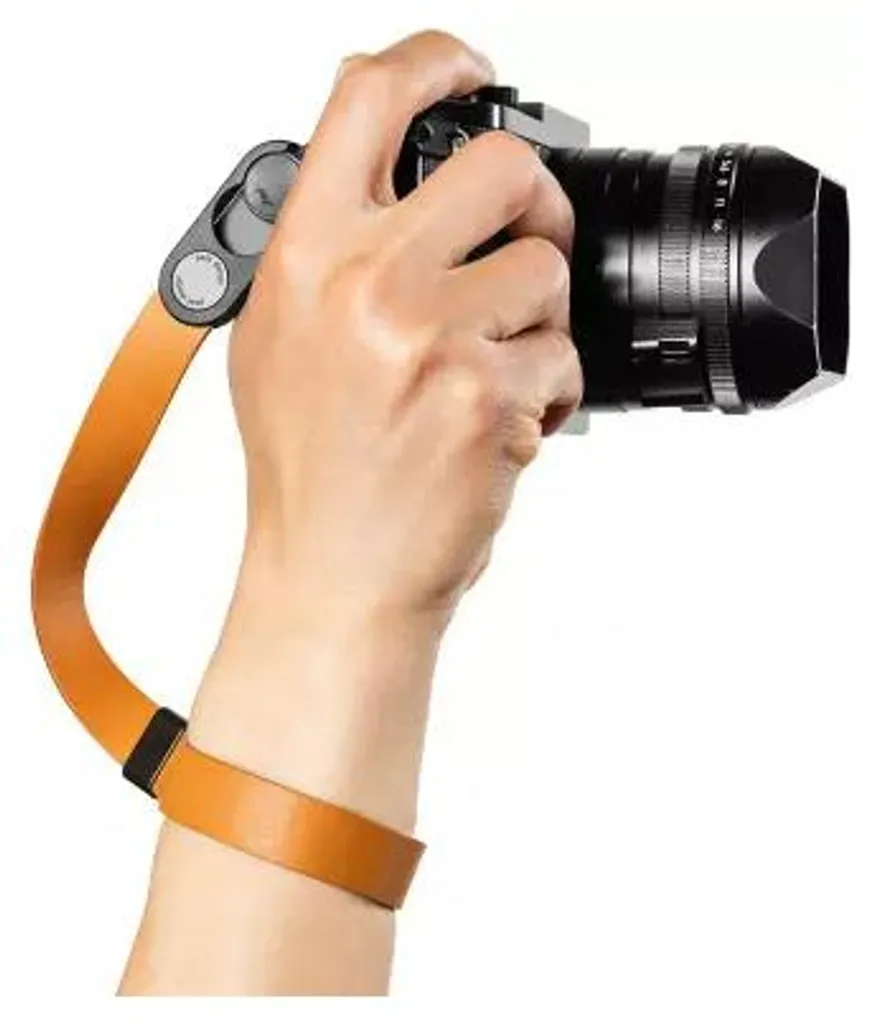 Évitez les Chutes d'Appareil avec la Dragonne Peak Design Cuff Orange