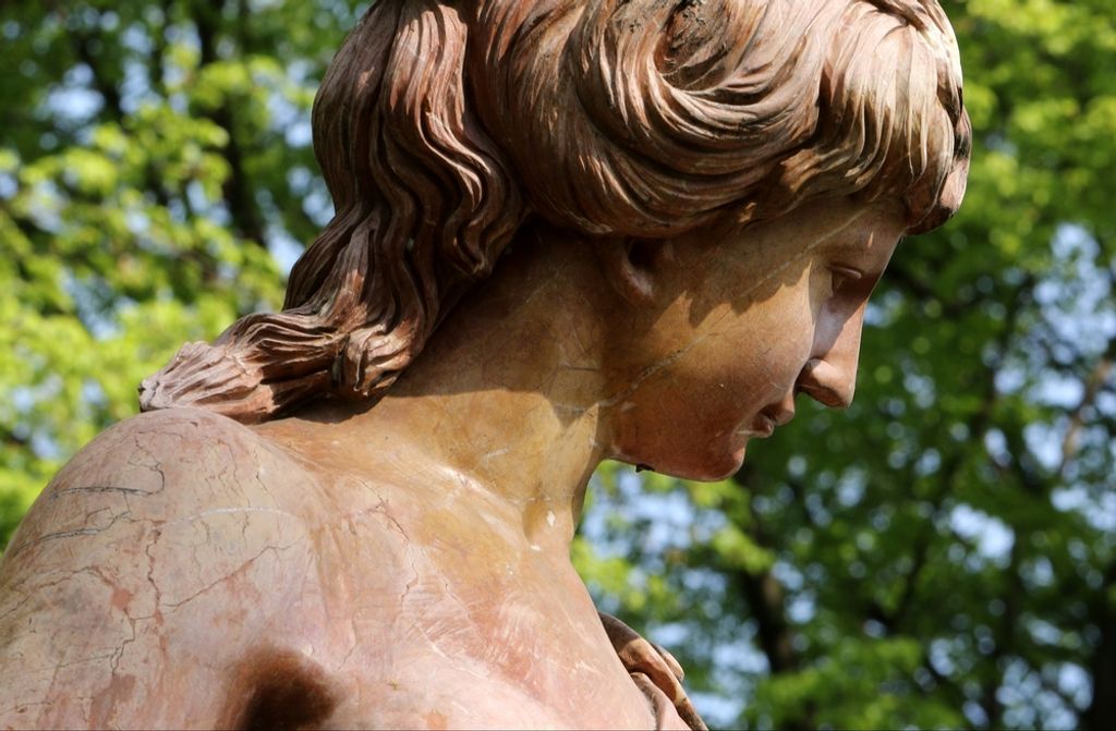 hansepuzzle 58468 - Statue Puzzle, 500 Teile, Hintergründe, 46,0 x 30,0cm mit hochwertiger Aufbewahrung, Kartonbox und wiederverschließbarem Beutel