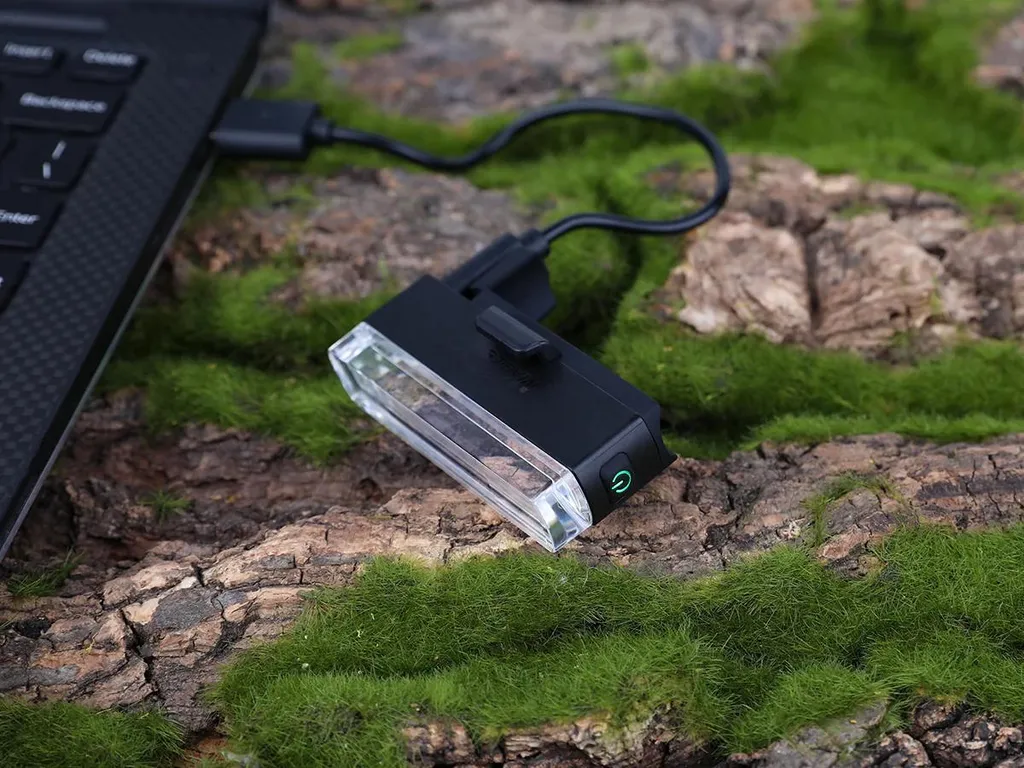 Éclairage Arrière Vélo USB Seemee 50 V2.0 Golden pour Cyclisme Urbain - 11