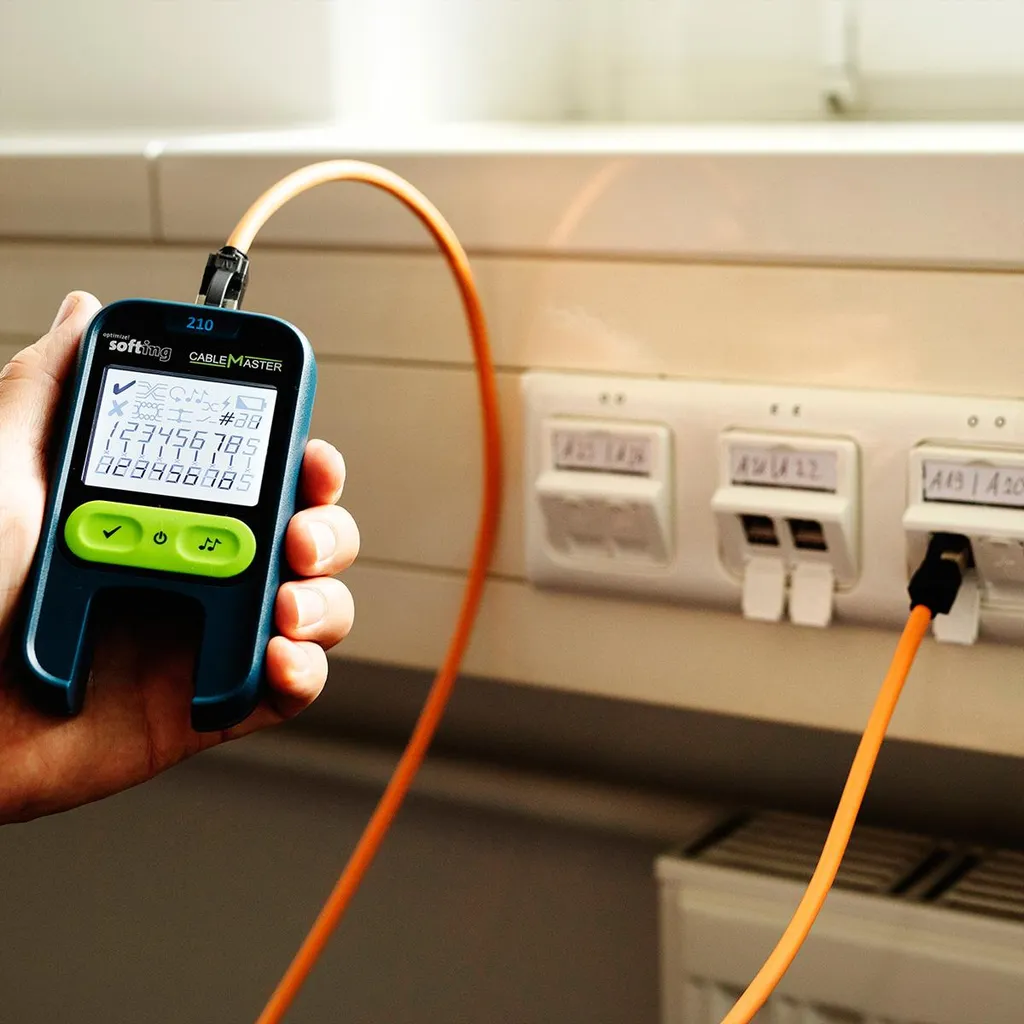 CableMaster 210 SOFTING avec Écran LCD pour Test de Câblage Rapide - 2