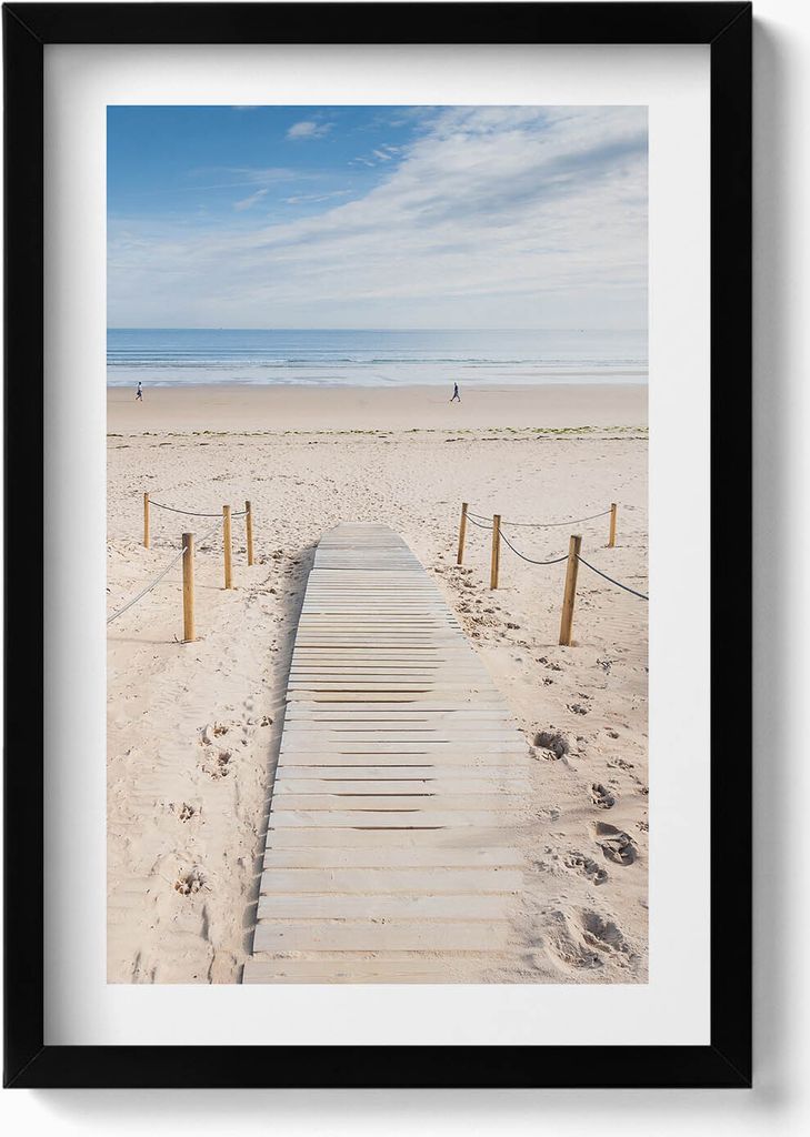 Holzweg auf dem Sand– Wandbild mit Rahmen – Gerahmtes Bild – Wanddekoration – 40x60 cm – Schwarz