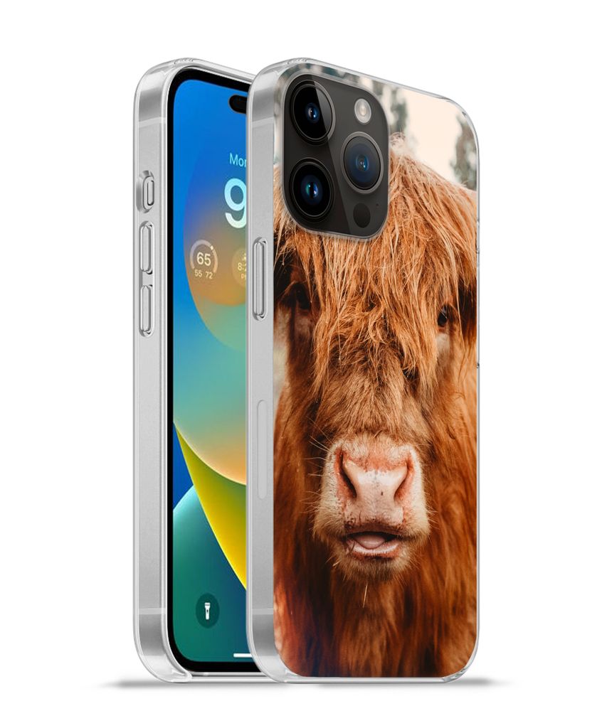 MuchoWow Handyhülle Schutzhülle Hülle für Apple iPhone 14 Pro Max Kuh - Schottischer Hochländer - Hörner - Braun - Landschaft Silikon Softc...