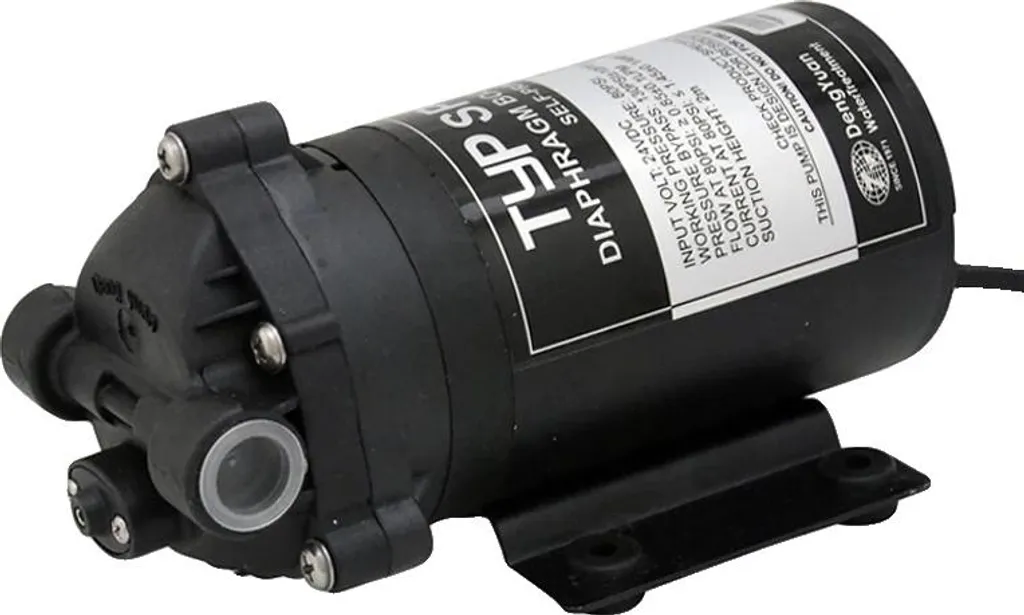 Pompe d'appoint 75 GPD pour augmenter la pression d'eau sous votre évier