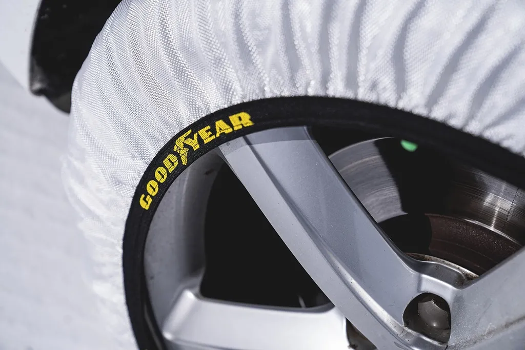 Goodyear Star Gripper: Calze da Neve Certificate EN 16662-1 Originali - 2