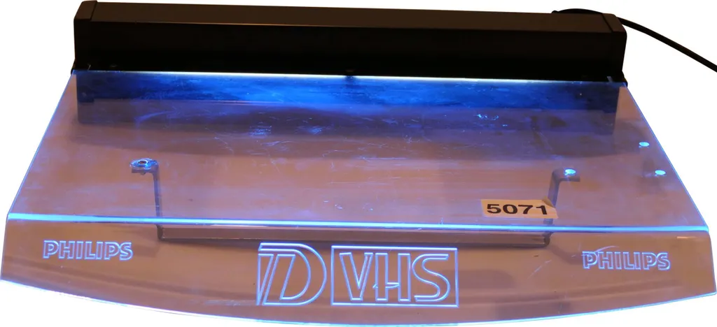 Éclairage Philips D-VHS VR20D : Finissez-en avec les vitrines sombres