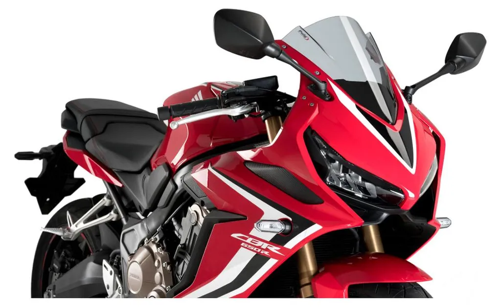 Sute-vent Racing PUIG pour Honda CBR 650 R coloris teinté haute qualité