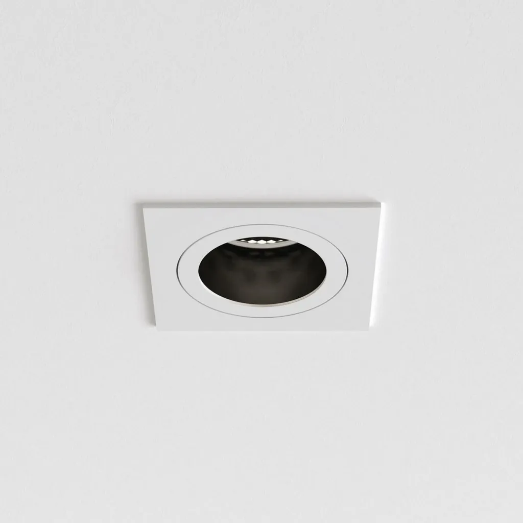 Spot encastré résistant au feu IP65 blanc Astro Pinhole 1434002 6W