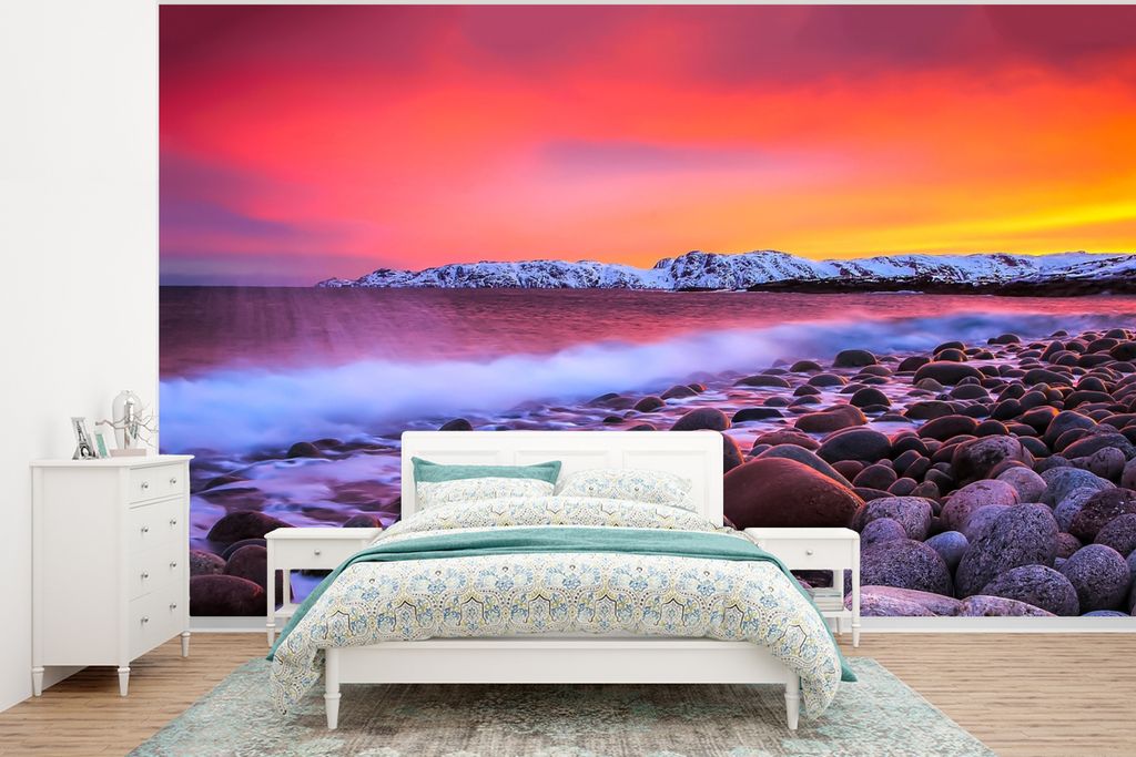 MuchoWow Fototapete für Wohnzimmer oder Schlafzimmer Wandtapete Vinyl Motivtapete Sonne - Steine - Schnee - Landschaft - Wasser - 320x240 cm - T...