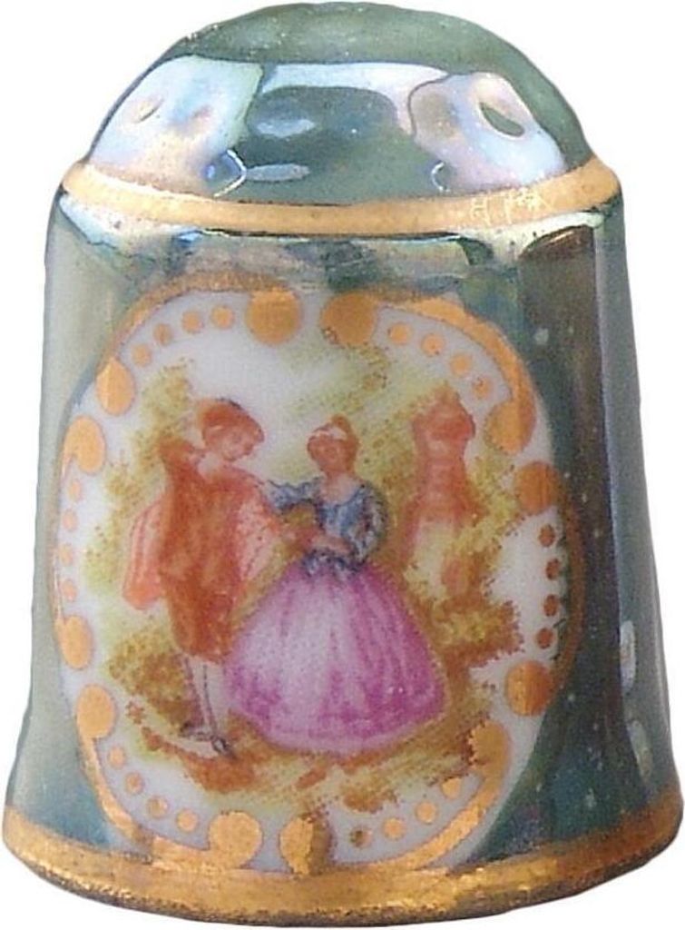 Porzellan Fingerhut Lüster grün mit 24 Karat Golddekor