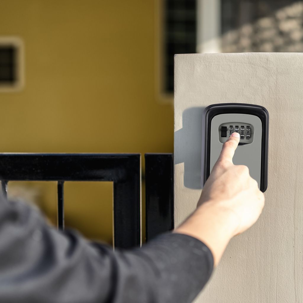 Relaxdays Schlüsseltresor Hausform - 4-stelliger Code Mit Notfallschlüssel Für Wandmontage