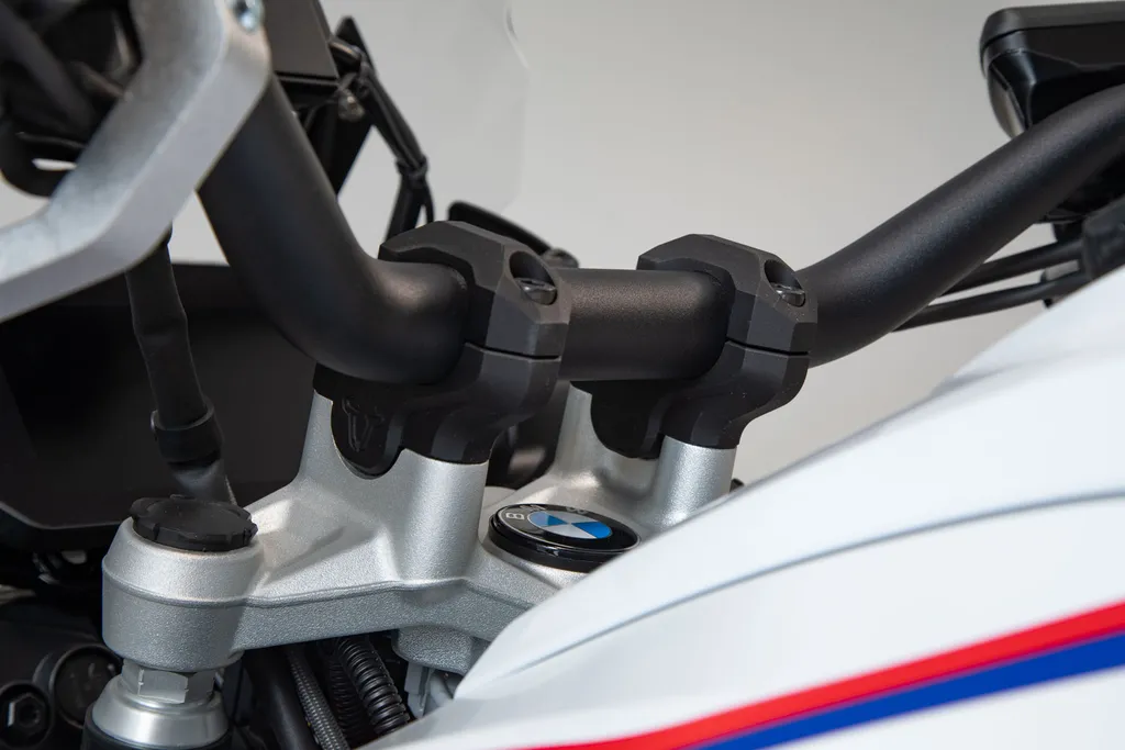 Soulager le mal de dos sur BMW avec la rehausse de guidon 32mm