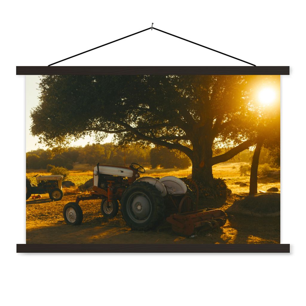 MuchoWow Textilposter Traktor - Sonne - Baum - Landschaft 90x60 cm mit schwarzem Rahmen - Aufhängungssatz