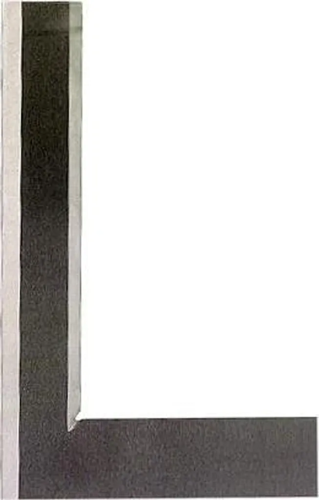 Platine de support carré 150x100 mm LIMITE pour montage de poteaux