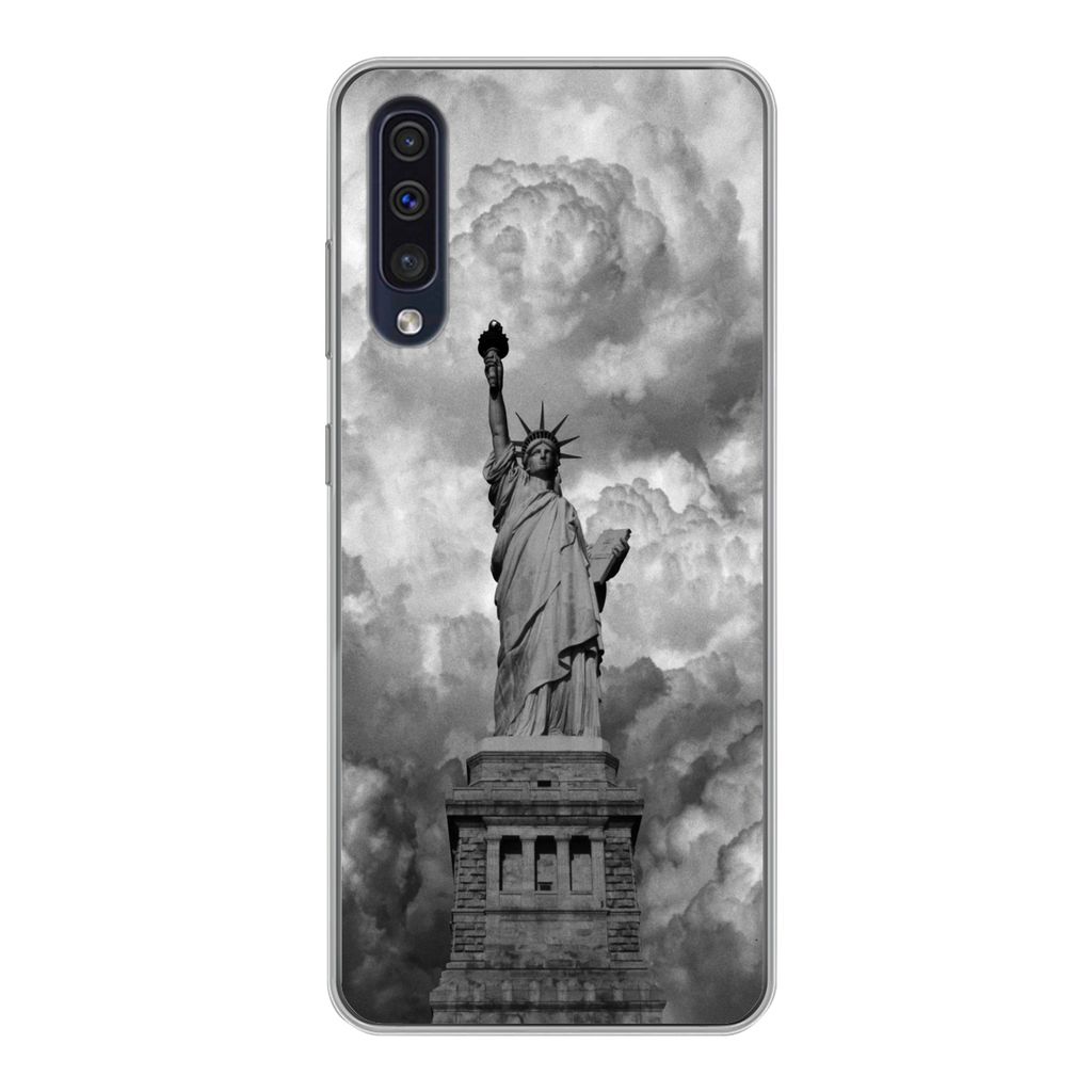 MuchoWow Handyhülle Schutzhülle Hülle für Samsung Galaxy A30s Freiheitsstatue in New York an einem bewölkten Tag in schwarz-weiß Silikon So...
