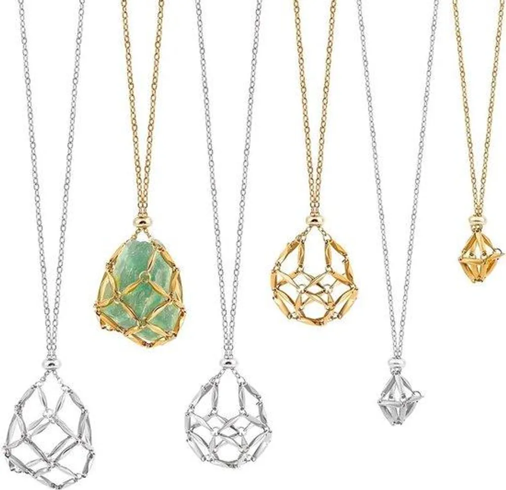 Créez votre collier personnalisé avec ce pendentif cristal réglable