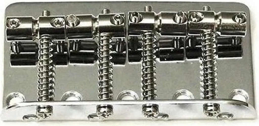 Pontet Chevalet de Basse 4 Cordes Fender Standard Séries - Chrome 70s Style