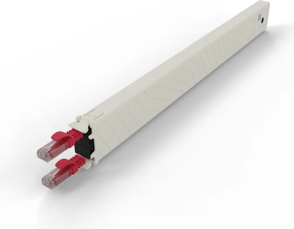 Organiseur de Câbles Réseau Rouge pour Baie de Brassage PATCHBOX 8RU