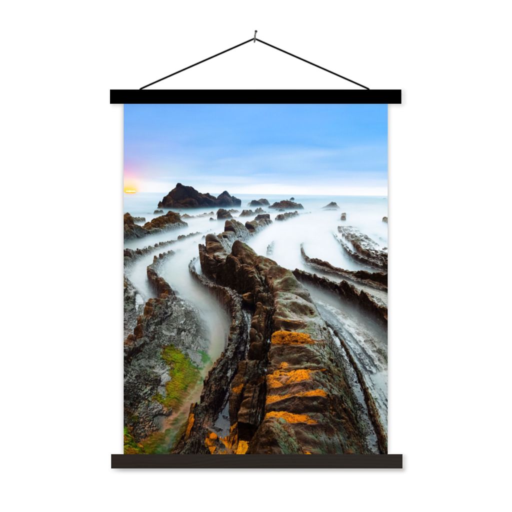MuchoWow Textilposter Nebel - Felsen - Wasser - Natur 90x120 cm mit schwarzem Rahmen - Dekoration