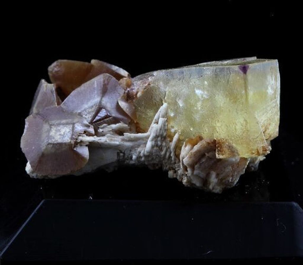 Wulfenit + Fluorit 31,5 Karat