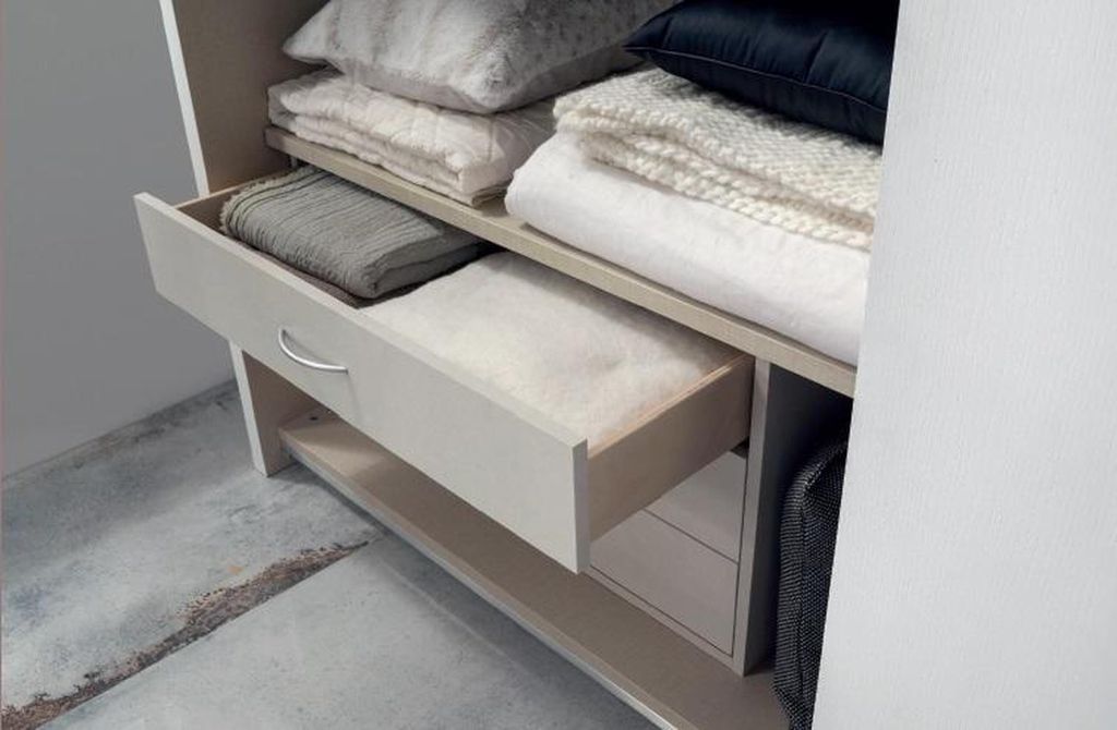 Luxus Kleiderschrank Design Kleiderschränke Holz Schränke Spiegel Einrichtung