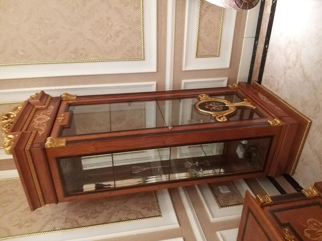 Vitrine Glas Schrank Wohnzimmer Schaufenster 1türige Vitrinen Barock Rokoko Neu