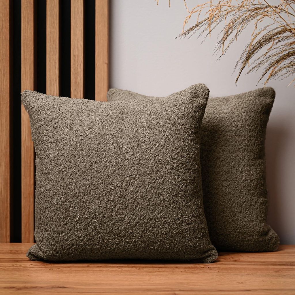 Dekorativer Kissenbezug 40x40 cm aus braunem strukturiertem Chenille-Stoff