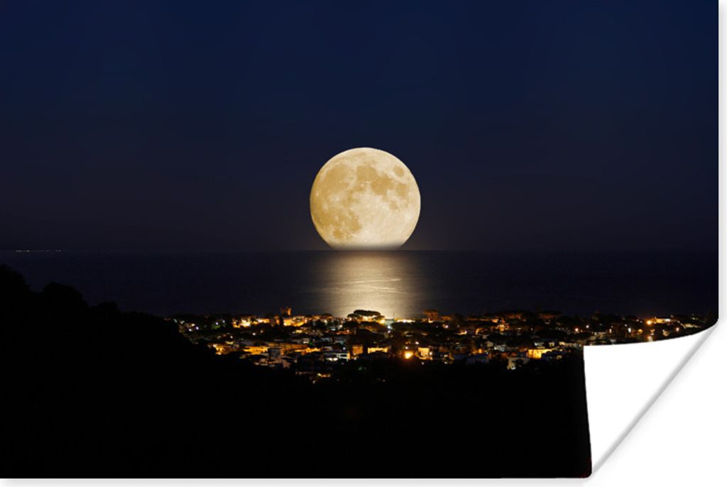MuchoWow Poster Mond - Meer - Stadt 120x80 cm - Bilder