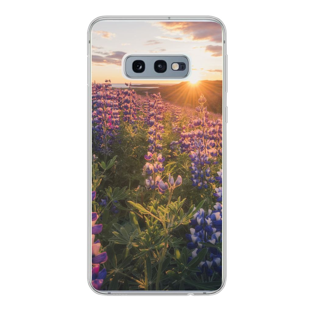 MuchoWow Handyhülle Schutzhülle Hülle für Samsung Galaxy S10e Lupine - Sonne - Lila Silikon Softcase Handy Hülle - Handy