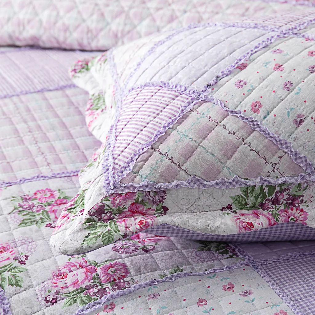 Couette douce patchwork violette réversible en microfibre brossée double