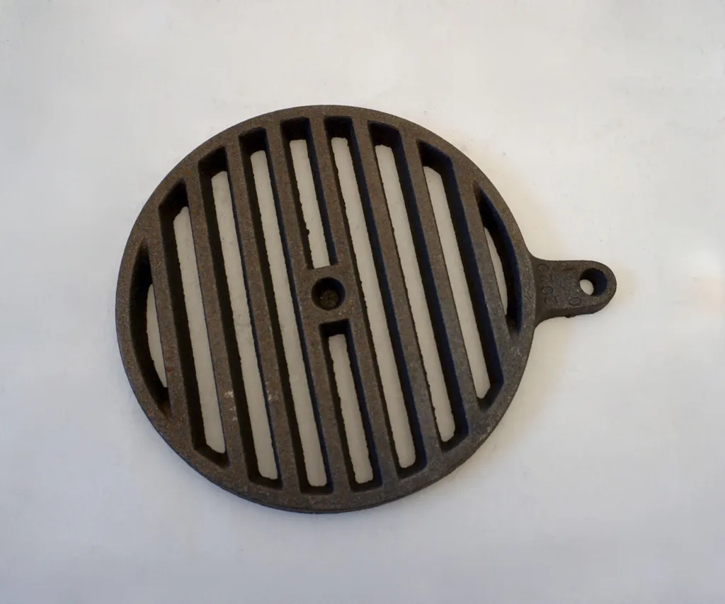 Offerta Griglia Vibrante in Ghisa 18 cm - Ricambio Universale Stufe
